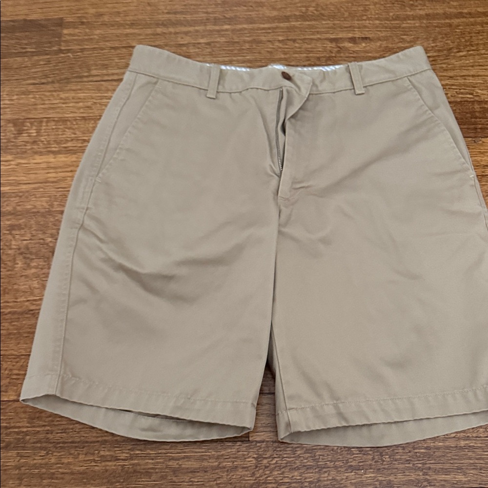 GAP Men's Khaki Flat Front Shorts